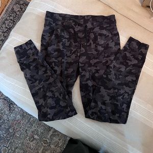 Lululemon Ready to Rulu Jogger